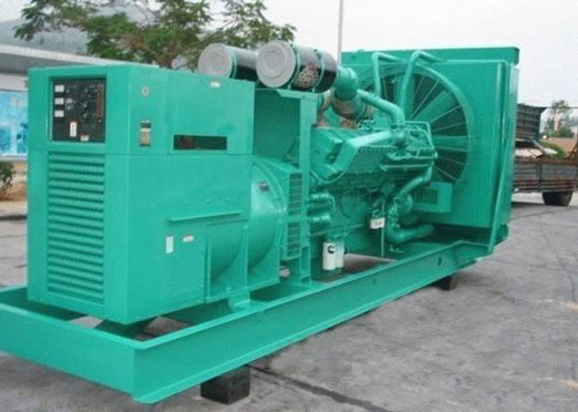 建宁75kw康明斯柴油发电车出租